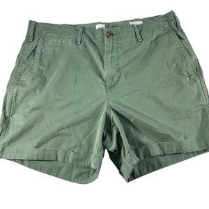 Gap Khaki Short Green Shorts Womens Size 14 Stretch Cuff Hem
